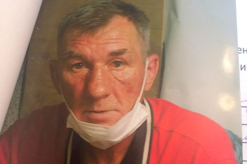 Полицейские Каменска-Уральского попросили жителей опознать человека по фотографии и сообщить им любую информацию