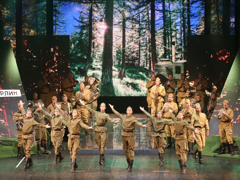 Живой Т-34 на сцене: в Каменске-Уральском покажут лауреата фестиваля «Салют Победы» | Спектакль «В Вечность…» покажут в Каменске-Уральском 27 сентября