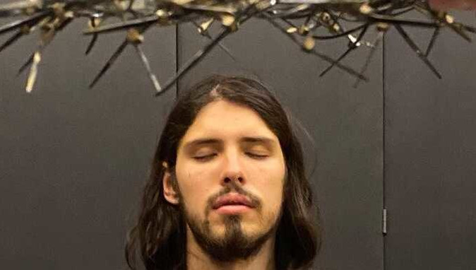 На рэпера 10AGE написали заявление в СК и обвинили в оскорблении чувств верующих