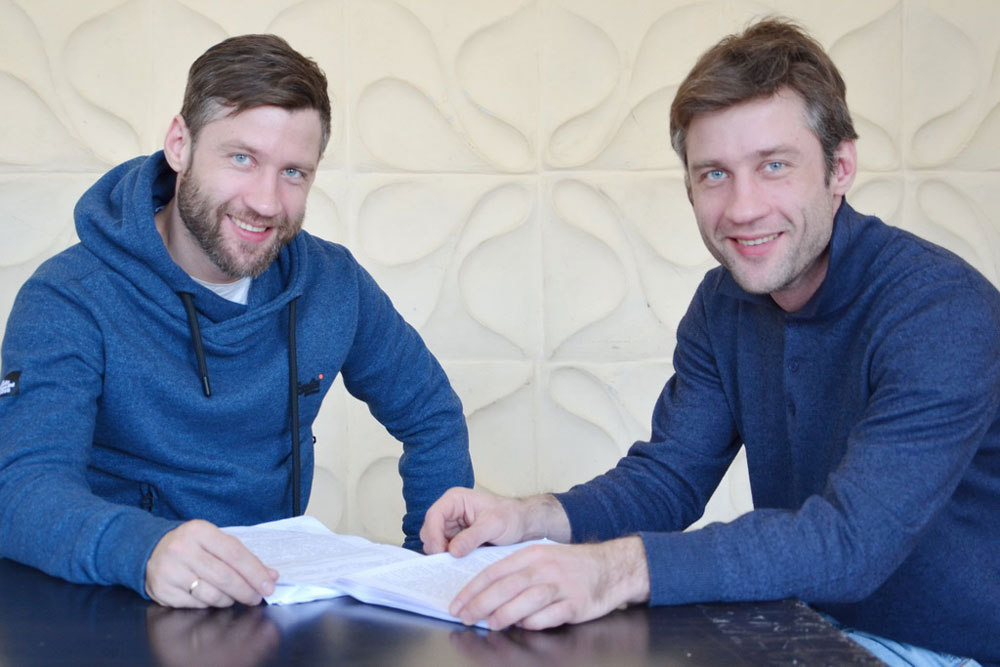 В «Голубой жизни» в Драме Номер Три Каменска сыграют братья-близнецы и станут двумя частями одного персонажа. Премьера уже в пятницу