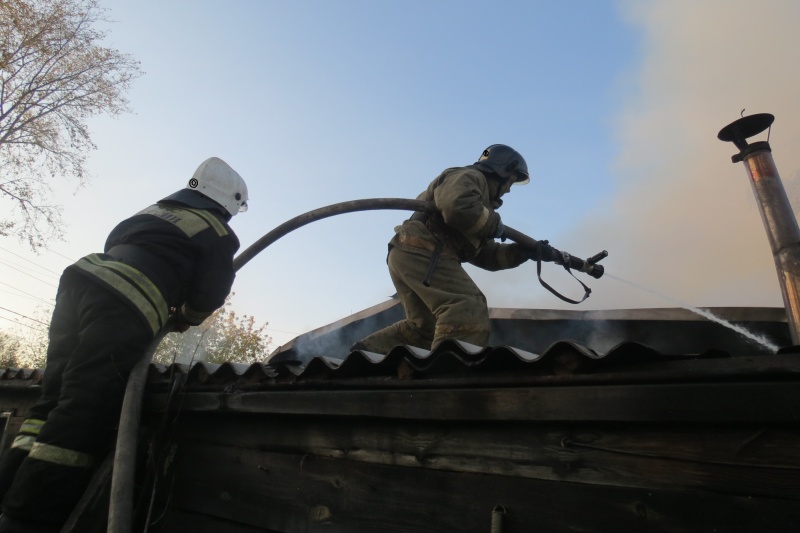 В деревне под Каменском-Уральским сгорела баня