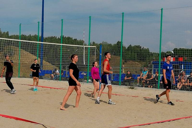 День физкультурника отметили в Каменске-Уральском — спортсмены встретились после долгой пандемии. Что стало самым зрелищным на празднике? День физкультурника отметили в Каменске-Уральском — спортсмены встретились после долгой пандемии. Что стало самым зрелищным на празднике?