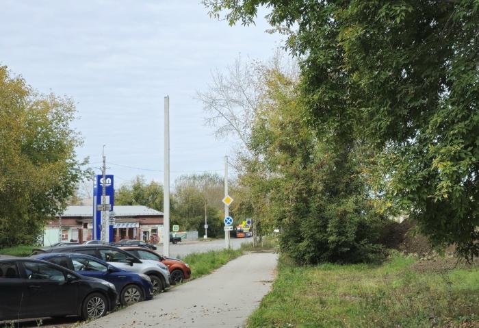 Да будет свет! Каменск-Уральский получает новое уличное освещение | В Каменске-Уральском устанавливают новое освещение на улице 1 Мая