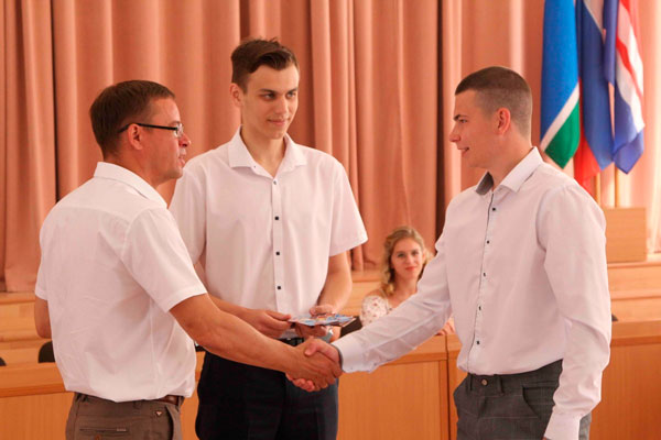 «Молодежная администрация» продолжает получать опыт