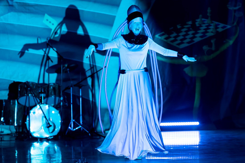 Оказались в сказке. На СинТЗ в Каменске-Уральском прошел конкурс "Ребята и девчата", выбрали мистера и мисс завода