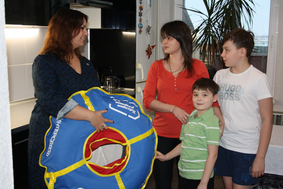 «Новогоднее ускорение»: компания «Интерсвязь» устроила в Каменске-Уральском раздачу средств зимнего передвижения!