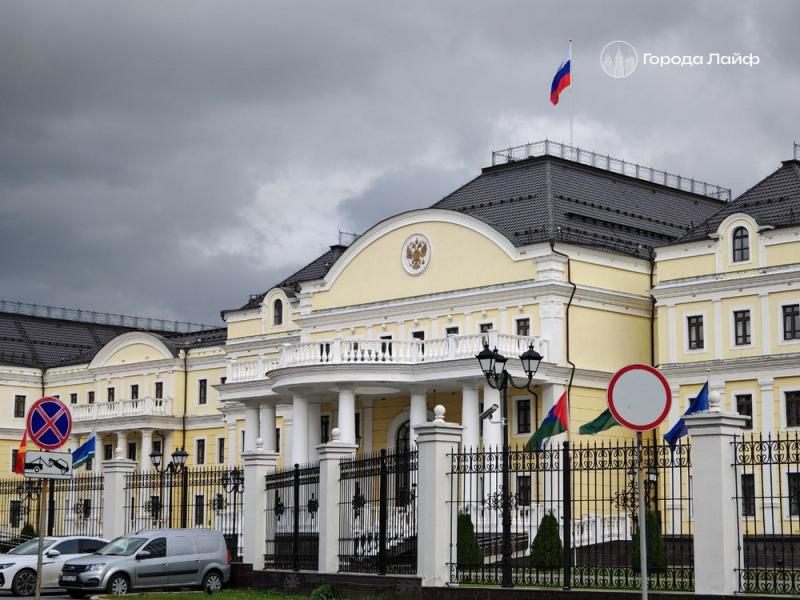 Банк России снизил ключевую ставку до 16,5%: прогнозы на 2025–2026 годы | Экономисты оценили решение ЦБ по ставке как оптимальное