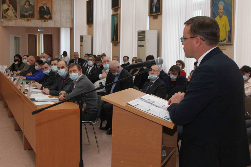 Бюджет Каменска на новый год вырос почти на миллиард в сравнении с изначальными планами. В 2022 году в городском кармане — 6,6 млрд руб.
