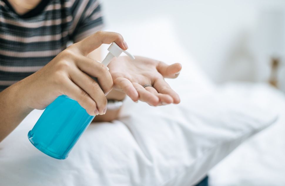 Студент из Екатеринбурга создал гель, помогающий бросить курить | Уральский студент создал гель, помогающий бросить курить