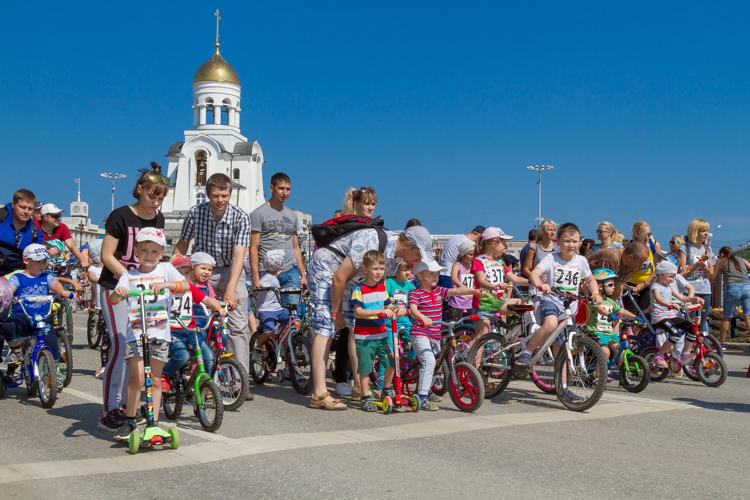 Спорт во благо: синарские трубники организовали и провели велопробег «Спешим с добром»