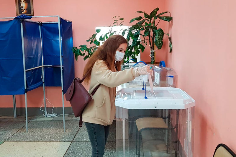 Каждый третий житель Каменска-Уральского сказал "нет" изменениям в Конституцию РФ. Публикуем официальные итоги Всероссийского голосования