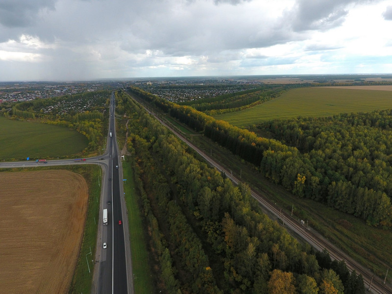 Из-за первого в сезоне снегопада дорожники обратились к водителям с просьбами не гонять, задуматься о смене резины и помнить о безопасности Из-за первого в сезоне снегопада дорожники обратились к водителям с просьбами не гонять, задуматься о смене резины и помнить о безопасности