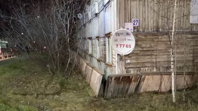 На Ямале жилой дом сошел со свай, жильцы эвакуированы