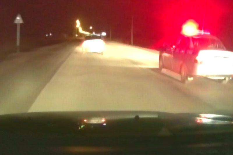 Четыре экипажа ГИБДД преследовали челябинца за рулем «Хендай» в Каменске-Уральском: стреляли по колесам, ловили, когда пытался убежать...