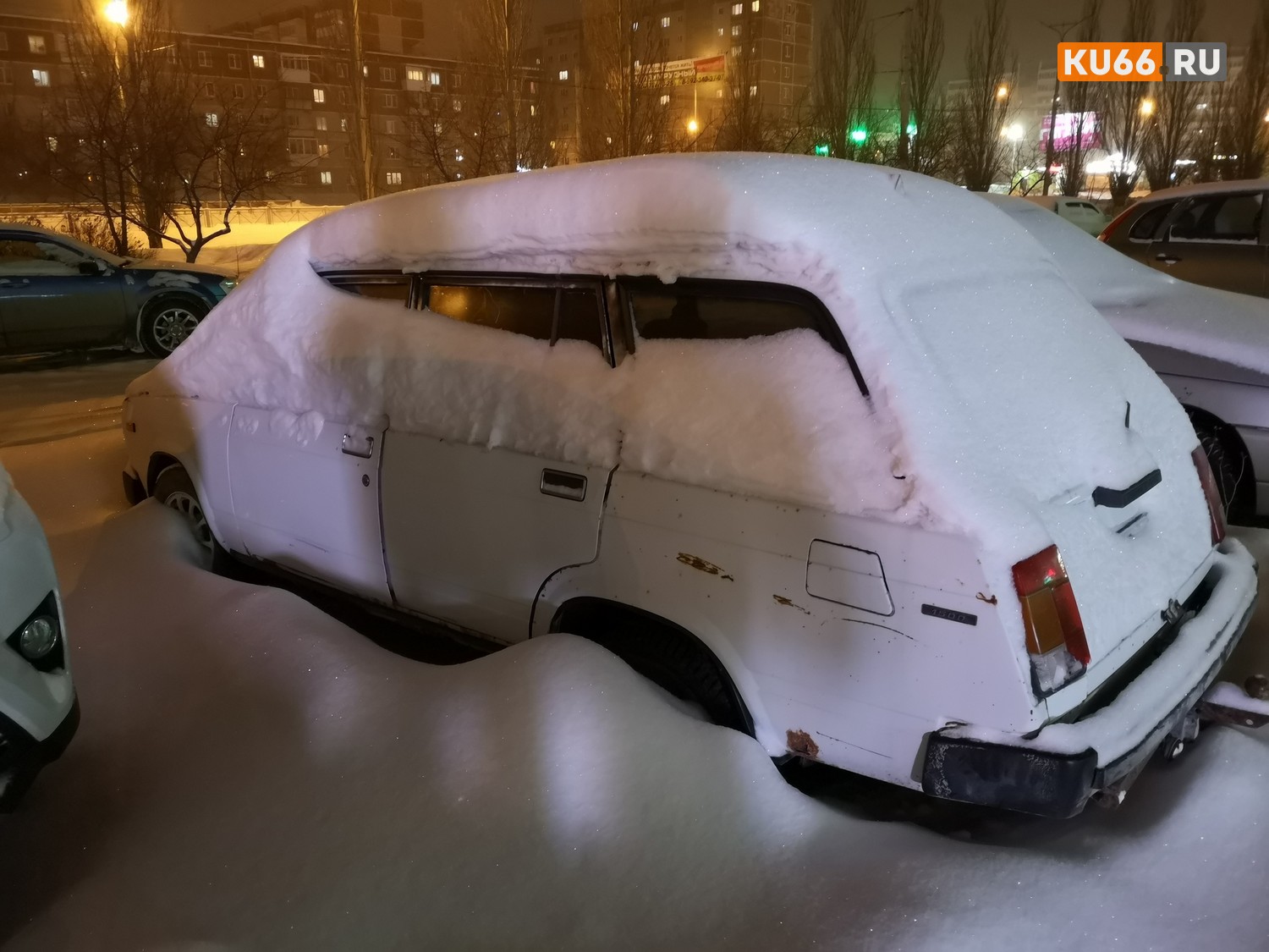 Водителям, у которых нет гаража, хотят запретить покупать машины
