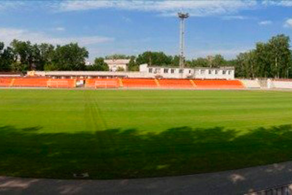 «Интерес проявляют торговые сети для строительства торговых гипермаркетов». В Каменске-Уральском через «Авито» продают стадион за 50 млн руб