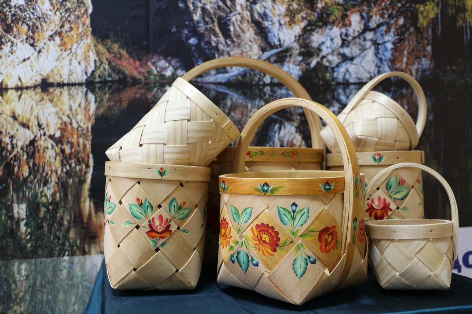 Туеса, пряники и главный символ Каменска – пушка – прошли в финал окружного конкурса сувениров. Впереди выставка на форуме «Большой Урал»