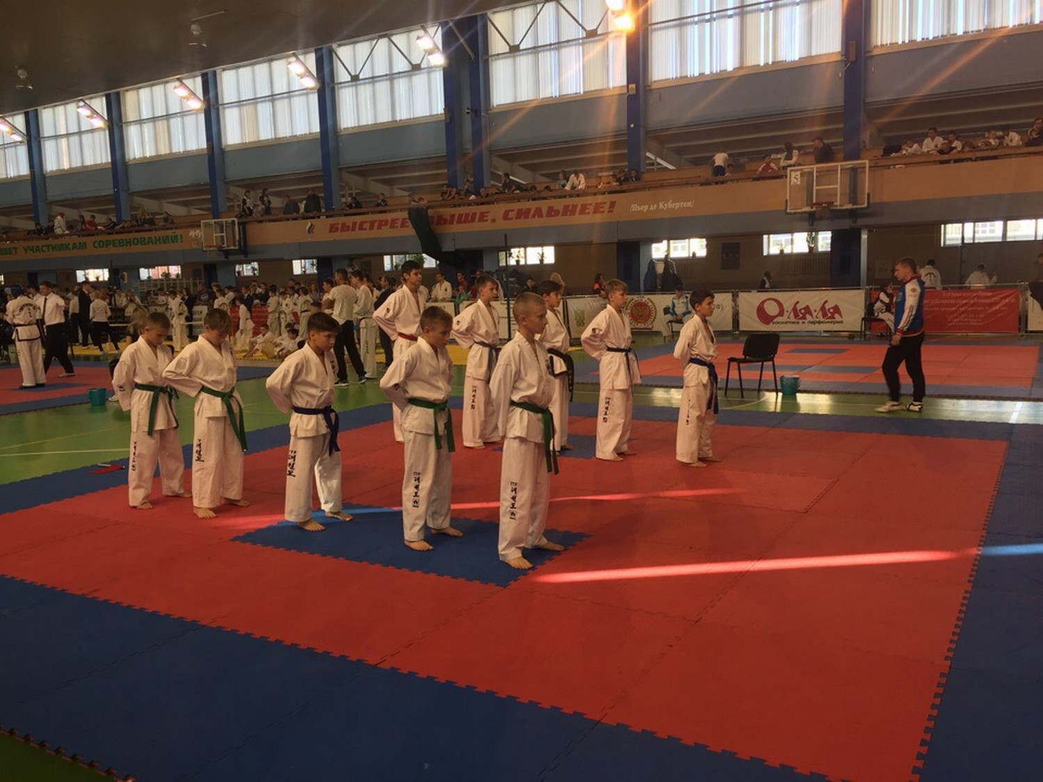 Юные каменцы «Кубок Сибири» покоряли: в Новосибирске прошли состязания среди тхэквондистов. Нашим парням есть чем гордиться!