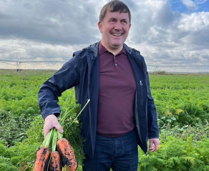 500-й комбайн и дроны в помощь: как Урал готовится к рекордному урожаю | Аграрии Среднего Урала приступили к сбору урожая