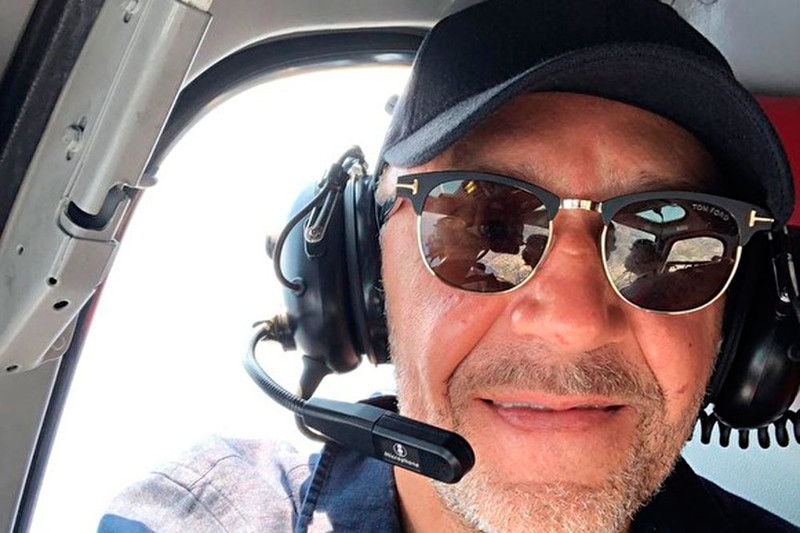 Шнуров написал стих про митинг оппозиции. «Вся Россия пламенем объята»