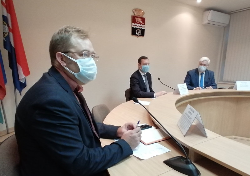 Каменск оказался впереди всей области по числу заболевших ковидом на 100 тыс. населения, а пациентов в провизорном госпитале все меньше Каменск оказался впереди всей области по числу заболевших ковидом на 100 тыс. населения, а пациентов в провизорном госпитале все меньше