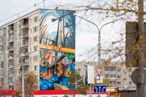 Уличные художники создали арт-объект в Каменске-Уральском