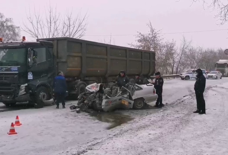 В ГИБДД Каменска-Уральского рассказали подробности утреннего ДТП
