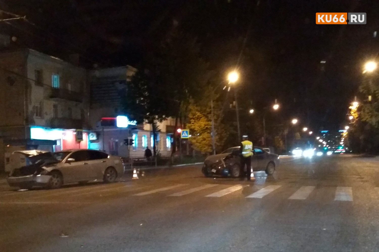 Хотела проскочить, но... На перекрестке Алюминиевая – Стахановская в Каменске-Уральском не поделили дорогу Toyota и Nissan