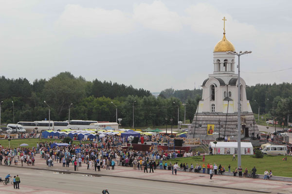 В День защиты детей в центре Каменска-Уральского пройдет благотворительный праздник. С каждым годом люди к нему все более равнодушны?