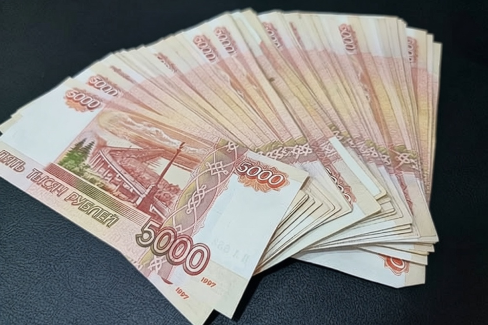 Долги растут: кредиты и займы россиян впервые достигли 45 триллионов рублей — разбираем, на что люди берут деньги и как менялся показатель. | Кредиты россиян достигли 45 трлн руб.: ипотека — почти половина, остальное — потребкредиты и авто.