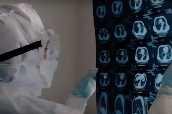 «Медики высочайшего класса». Пациентка в Каменске-Уральском, которая могла умереть с огромным поражением легких, рассказала, как ее лечили