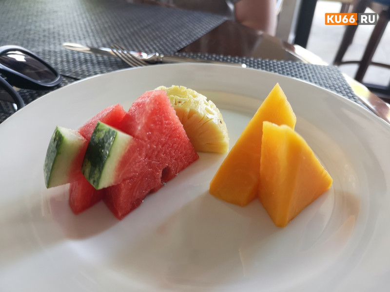 В Свердловской области разрешили работать общепиту, сняв ряд оставшихся ограничений. Завтра можете пойти в ресторан!