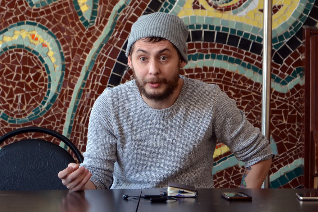 Драма Номер Три Каменска-Уральского начала осваивать полумиллионный грант — привлекли молодого режиссера с курса Романа Виктюка Драма Номер Три Каменска-Уральского начала осваивать полумиллионный грант — привлекли молодого режиссера с курса Романа Виктюка