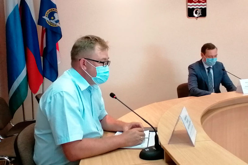 Уговаривать больше не будут: на городском оперштабе решили штрафовать тех жителей Каменска-Уральского, кто не носит масок в автобусах