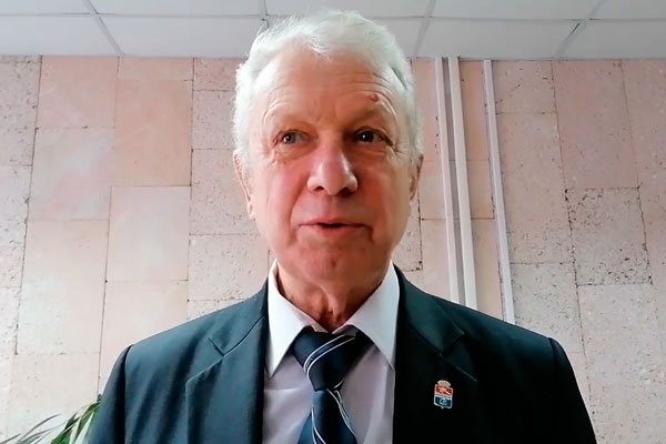 Рвались трубы, горело жилье, люди травились угарным газом: итоги праздничных каникул в Каменске-Уральском — словами эксперта из ГО и ЧС