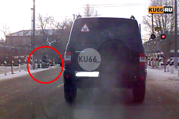 Накануне в Каменске-Уральском на переезде поезд насмерть сбил пожилую женщину