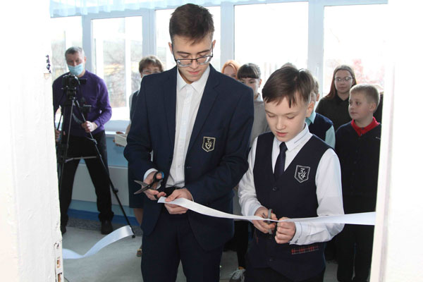 Почти три млн рублей освоила школа в Каменске-Уральском и стала полноценной Уральской инженерной школой с супер-оборудованием