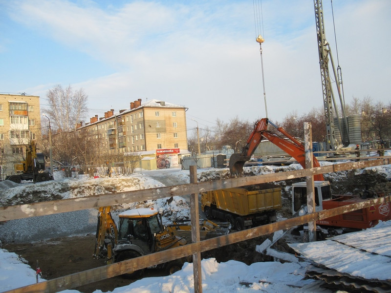 Начались подготовительные работы: на месте долгостроя у ДК «Современник» в Каменске-Уральском будет построено двухэтажное здание кафе