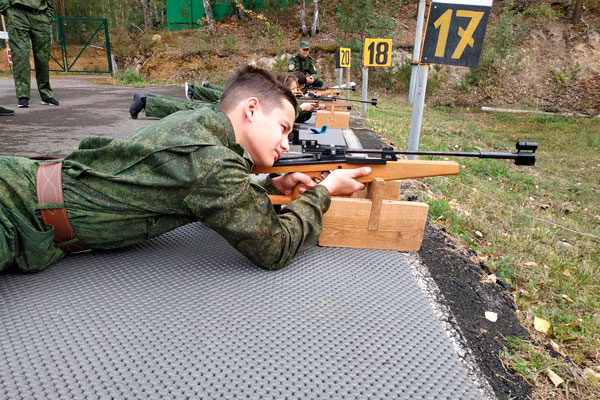 В Каменске-Уральском определили патриотов в рамках военно-спортивной игры, которую посвятили 800-летию небесного покровителя города