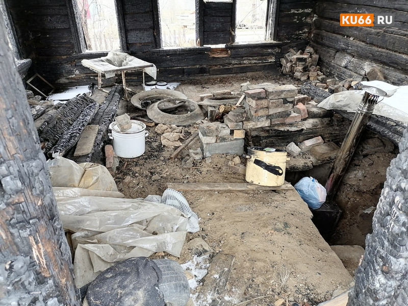 «Съездил до Сергея, взял термос с чаем, печенье...» Таксист наведался к инвалиду, с которым познакомился в селе под Каменском. Кто он?