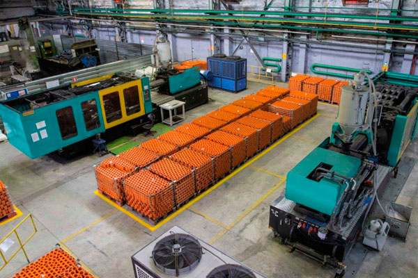 СинТЗ расширил парк оборудования по производству деталей для защиты труб