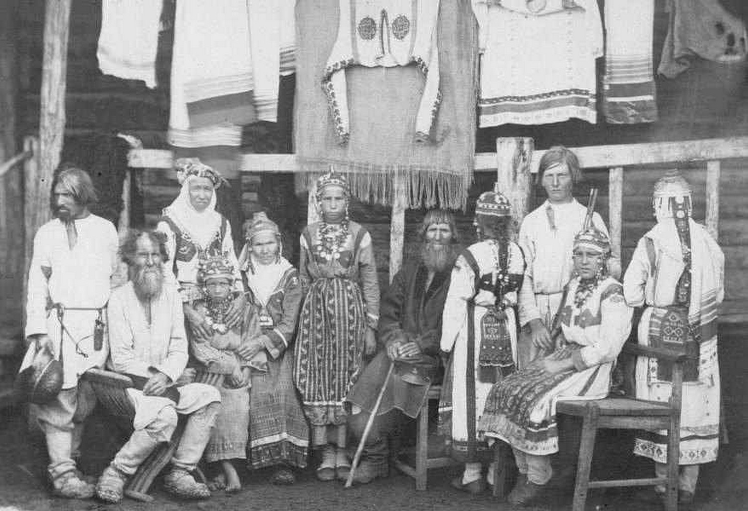 В Каменске-Уральском открывается выставка почти утраченного искусства – чувашской ручной вышивки. Здесь каждый цвет используют со смыслом...