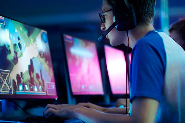 В Роскомнадзоре заявили о готовности обсуждать меры регулирования игровой среды