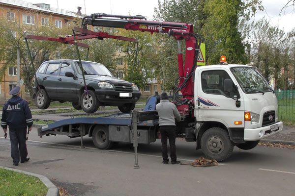 В ГИБДД объявили охоту на любителей парковаться там, где не положено: нарушителей в Каменске-Уральском будут ловить всю неделю