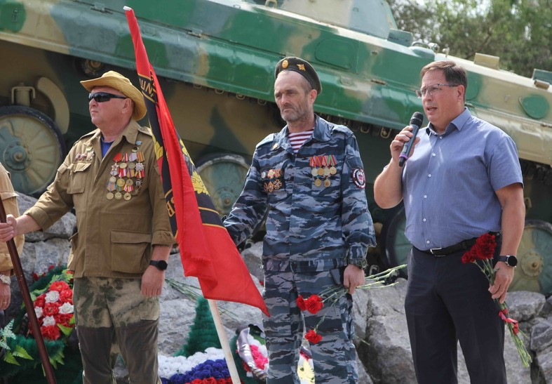 Каменск-Уральский празднует День ветеранов боевых действий | В Каменске-Уральском состоялся День ветеранов боевых действий