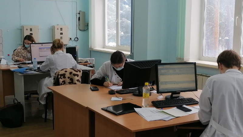 В Свердловский областной call-центр люди дозваниваются за 30 секунд, хотя средний норматив по России — две минуты В Свердловский областной call-центр люди дозваниваются за 30 секунд, хотя средний норматив по России — две минуты