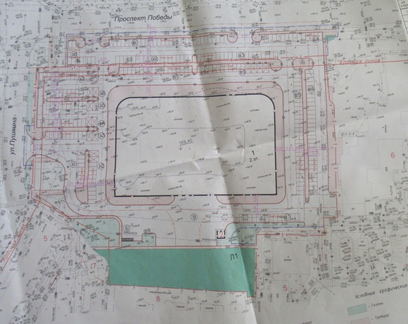 Новый ТЦ строят в Каменске-Уральском. Одни жители недовольны, другие надеются, что за покупками в Екатеринбург ездить больше не придется