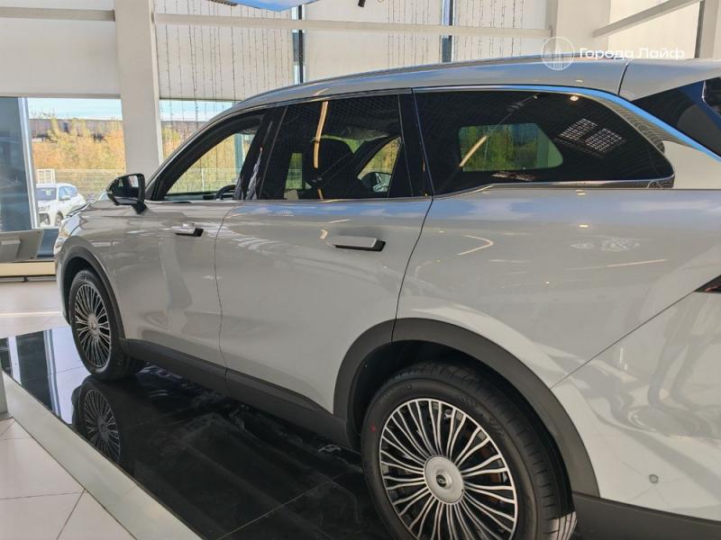 Путин поддержал продажу красивых номеров через Госуслуги - что изменится с 2026 года | Госдума готовит легализацию продажи «блатных» номеров - когда и сколько заплатим