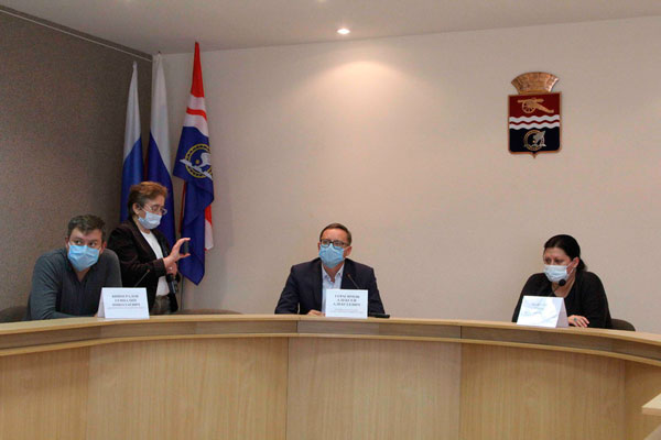 До начала отопительного сезона в Каменске-Уральском — десять дней. Говорят, тепло запустят независимо от погоды, чтобы люди не заболели