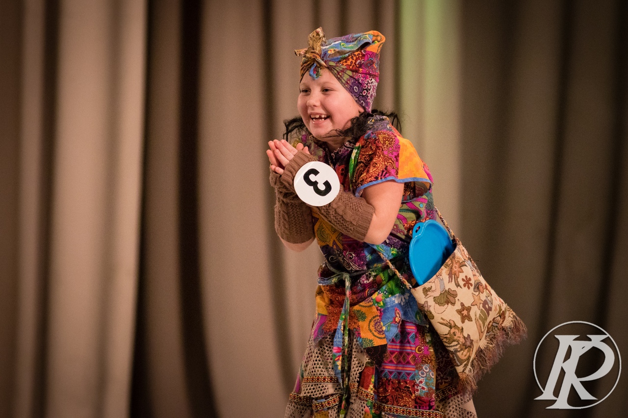 Победила юная Баба Яга!